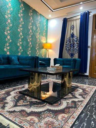 Luxurious Family cottage in islamabad - image 6