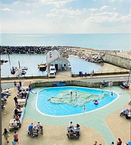 Nearby attraction, Isle of Wight Caravan in Shanklin Central