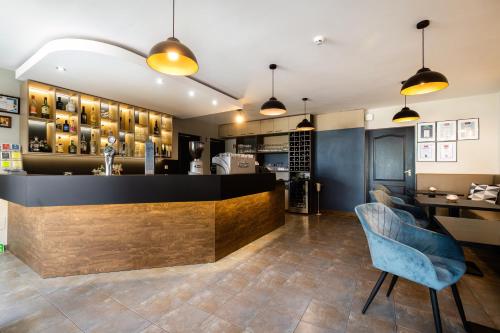 Restaurante, Port etterem&panzio in Balatonlelle