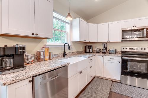 Spacious Home with Gazebo Less Than 3 Mi to Lake Anna! in Spotsylvania Courthouse, USA