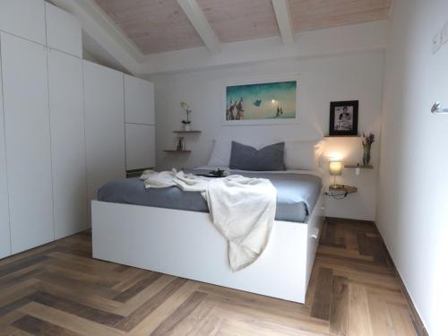 Sant'Apollonia Apartment - image 2