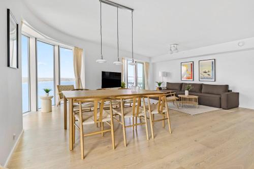 Guestroom, 35th Floor Panorama Ocean View Apartment in Aarhus City Center