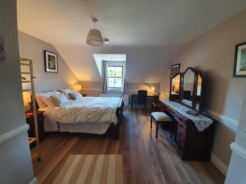 Cnoc Sí 1 (Cnoc Si 1) in Kenmare