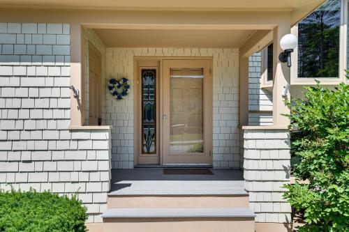 Jackson Village Townhome Loft and Golf Course View! - image 10