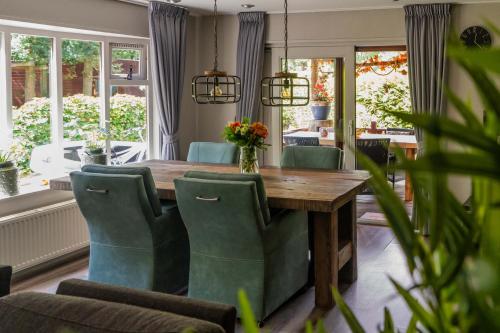 Drents Genieten - Dopheide met privé jacuzzi en sauna (Drents Genieten - Dopheide met prive jacuzzi en sauna) in Erm