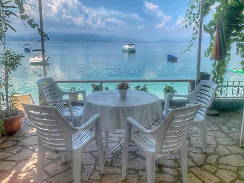 Apartment Polkaposki Trpejca in Trpejca