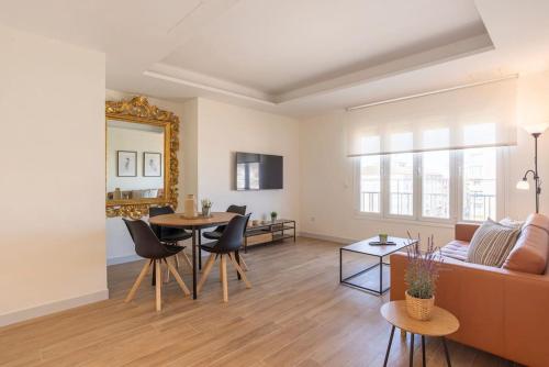 Tribuna I by ELE Apartmens, Málaga