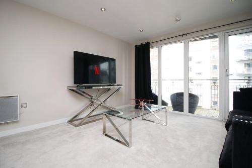 Perfect getaway in Cardiff Marina