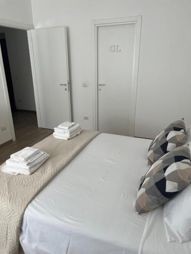 LoveRhome Apartment 10 - main image