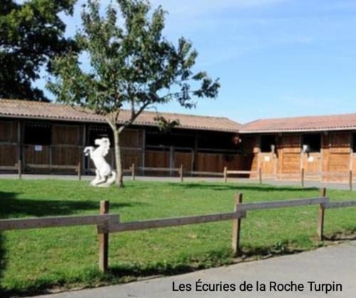 Studio moderne 4 pers max proche Paris in Fontenay-les-Briis