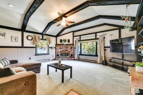 Cozy Lewiston Home Less Than 10 Mi to Niagara Falls! in Lewiston (NY)