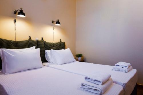 Standard Quadruple Room image 8