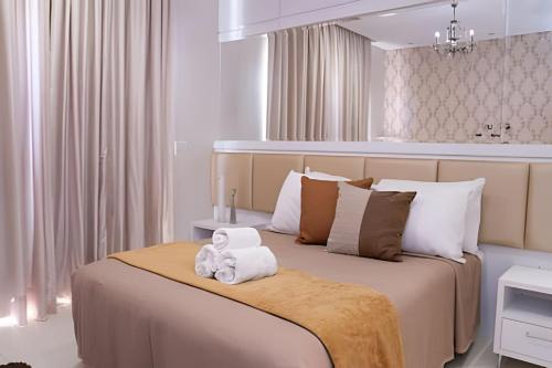 Sobrado com 1 suite 2 quarto ar 1km Shopping JL