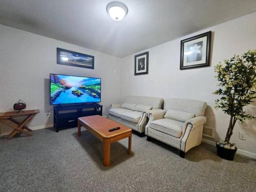 4 beds spacious comfort in Langley, Canada