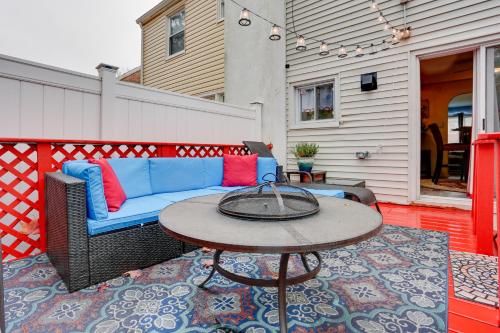 Newark Home with Deck and Fire Pit, 16 Mi to NYC! in Newark, USA
