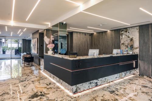 Фойє, Hotel & Resort Tre Fontane Luxury in Портічі