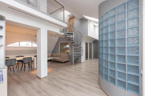 Penthouse Apartment with Terrace, Ryga (zdjęcie 2)