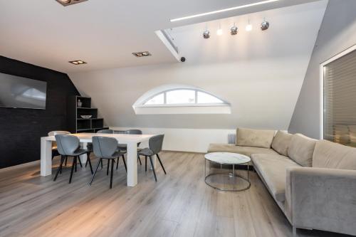 Penthouse Apartment with Terrace, Ryga (zdjęcie 4)