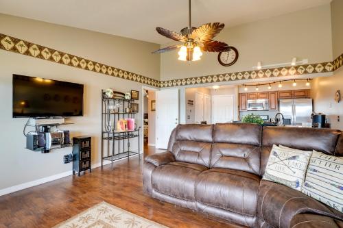 Lakefront Branson Condo, Near Silver Dollar City! in Branson, USA