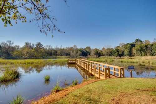 North Augusta Getaway with Large Deck and Yard in North Augusta, USA