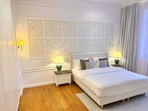 Luxury Suites & Apartments MONDRIAN Old Town - image 9