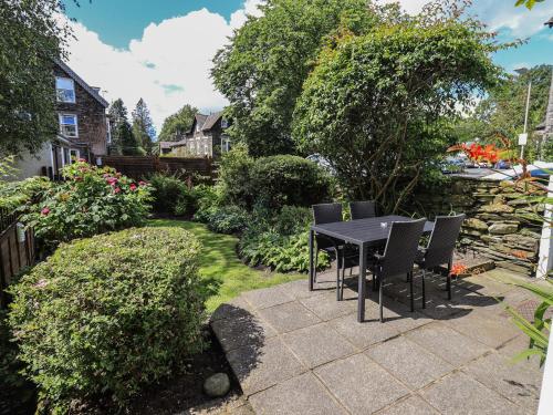 Brook Cottage - image 2