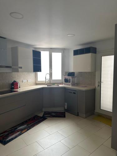 Les falaises in Hai Seddikia