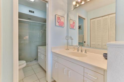 22 Riverfront Condo At Bouchelle Island - image 3