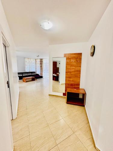 Charming 2-bed flat with pool view in Sunny Beach Bulgaria - image 5