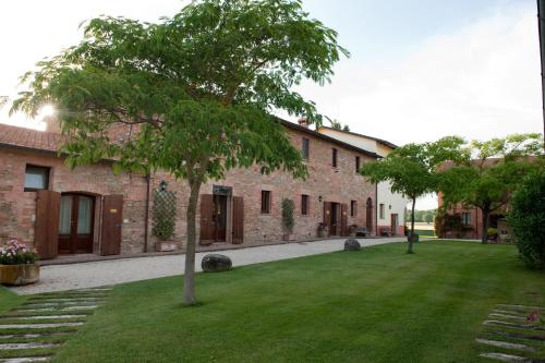 勒卡斯科隆尼切乡村民宿