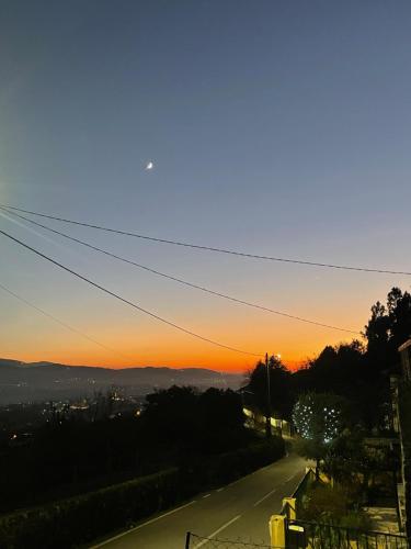 สภาพแวดล้อมโดยรอบ, Greice e Marcelo in อมาเรส