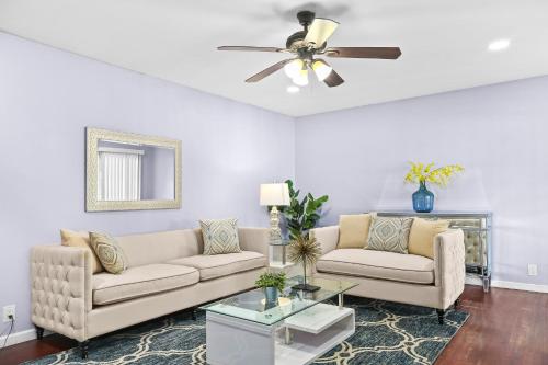 Modern 3BD 2BA Pet-Friendly Gem in West Covina in West Covina, USA