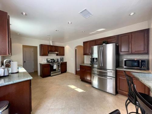 3BR 2BA Peaceful Home Near LAX in Los Angeles, USA