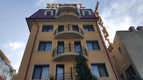hotel photo