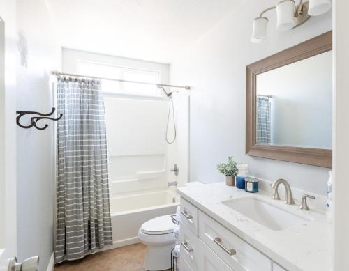Family Friendly Home in Ontario in Ontario, USA