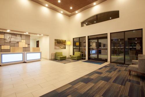 Holiday Inn Express Davis-University Area an IHG Hotel - image 14