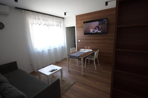 Jagatud salong / TV-ala, Studio Apartman Petrinja in Petrinja