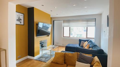 5 Bed Haven - Off Street Parking - Pool Table, Welling (fotografie 8)
