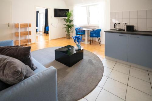 Blauwal - W14, Zentral in Bahnhofsnähe, Balkon, Küche, Ulm (Foto 3)