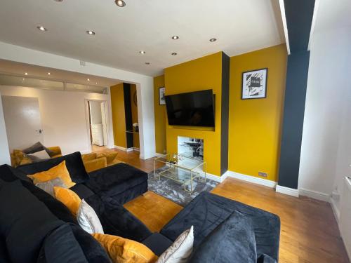 5 Bed Haven - Off Street Parking - Pool Table, Welling (fotografie 9)