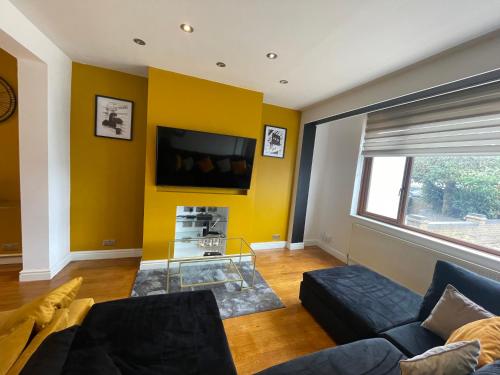5 Bed Haven - Off Street Parking - Pool Table, Welling (fotografie 10)