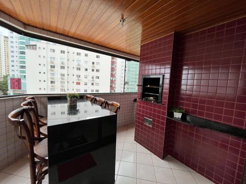 CT02- 2 Quartos| Quadra Mar| Churrasq | Vista mar