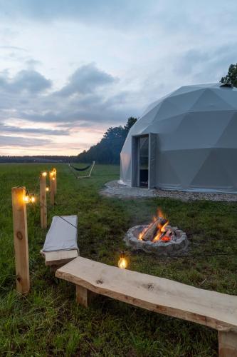 Glamping HEN W TRAWIE