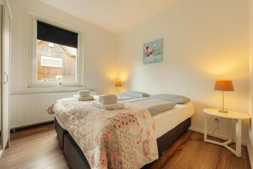 Haus Sonneck - Apartmenthaus - Sonnenterrasse mit Grill - 1-8 Personen - ruhige Lage mit Blick über Braunlage in Braunlage, Deutschland