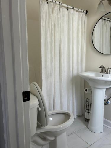 Newly Renovated Home Near DT in Anderson (SC)
