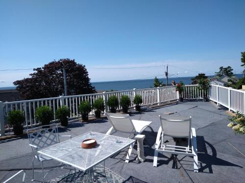 BeachHouse in East Haven