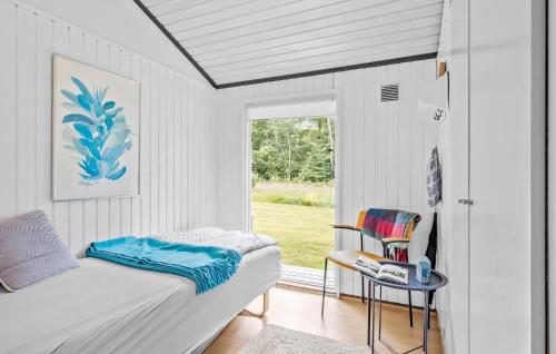 3 Bedroom Nice Home In Hadsund in 海爾貝斯考