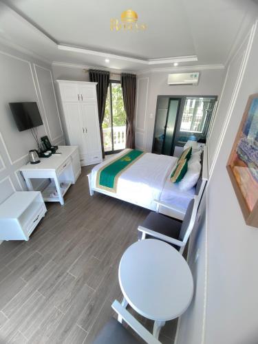 579370249 Roman Resort Phú Quý - Đảo Phú Quý, Bình Thuận