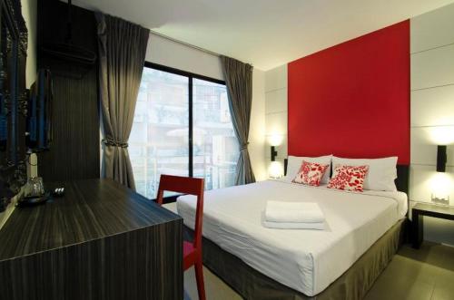 room detail thumbnail 0