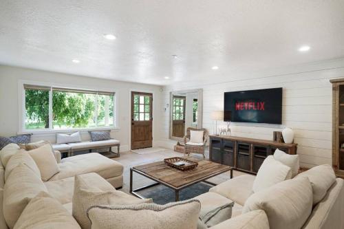 Spacious Serene Retreat Near Provo River in Kamasa (UT)